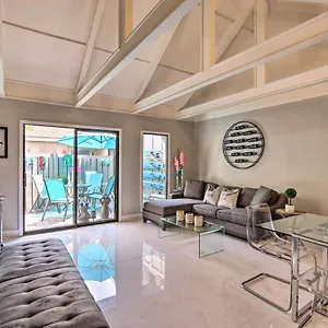 https://resort-beach-villa-short-walk-to-the-shore.top-hotels-in-savannah.com